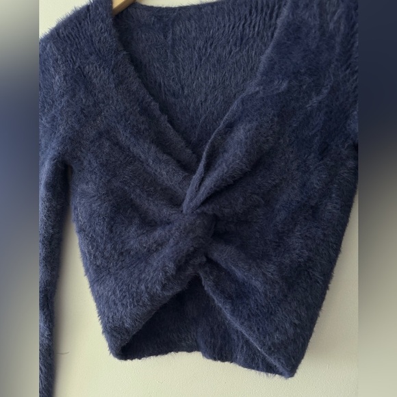 Aerie Fluffy-4-Ever Reversible Twist Fuzzy Crop Sweater Navy Blue - Picture 4 of 10